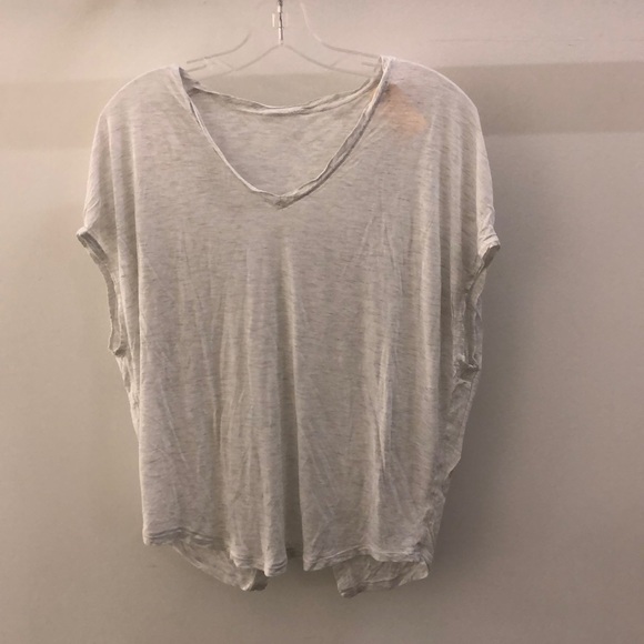 lululemon athletica Tops - Lululemon white SS opera back top, sz 6, 68481 lululemon athletica Tops - Lululemon white SS opera back top, sz 6, 68481